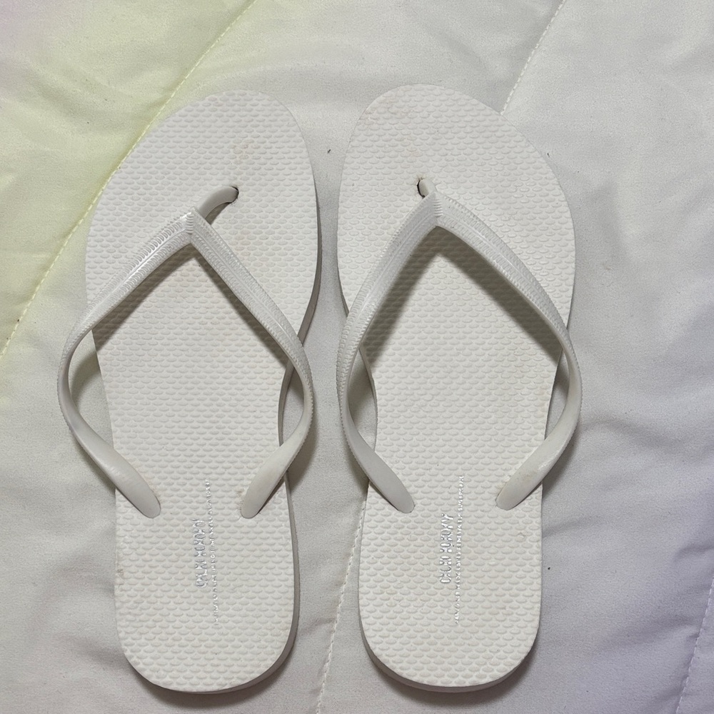 Old Navy White Sandals